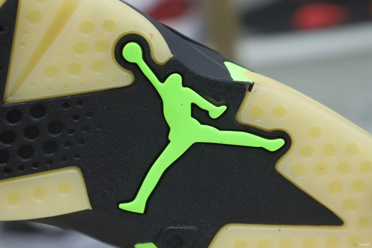 AIR GREEN' 'ELECTRIC JORDAN 6 RETRO 0301